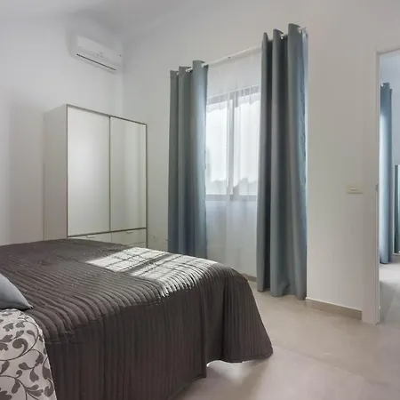 Luxury Duplex In Cristianos , 6 Pax Daire *