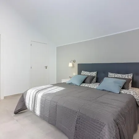 Luxury Duplex In Cristianos , 6 Pax * Los Cristianos (Tenerife)